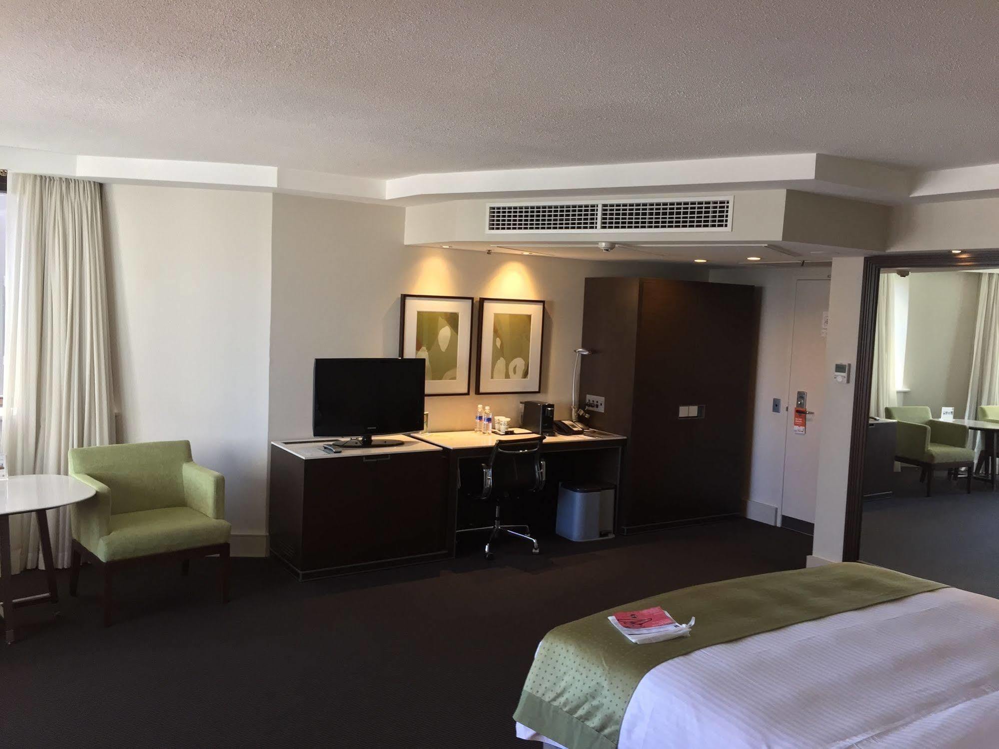 Hotel Jen Брисбен Экстерьер фото